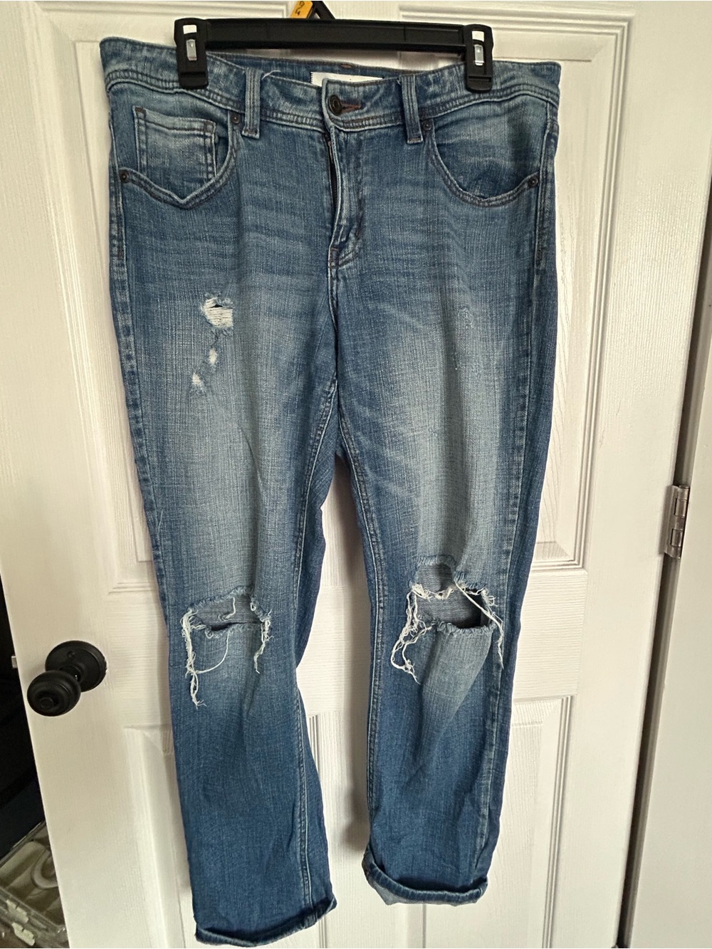 eunina Distressed Light Wash Boyfriend Jeans